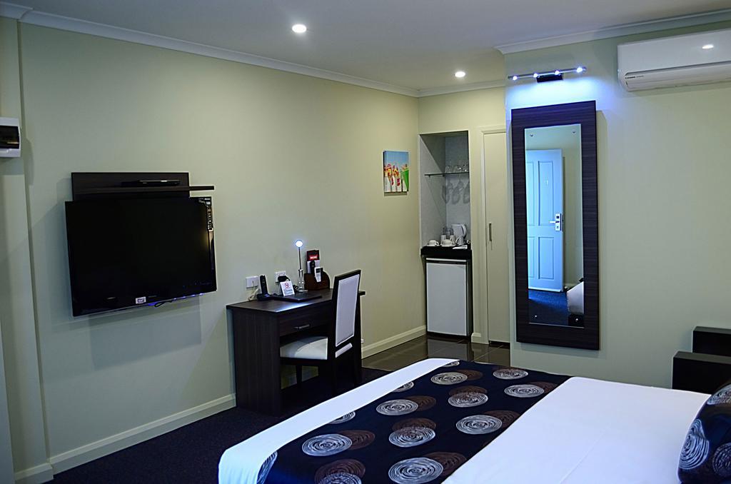 Park Squire Motor Inn & Serviced Apartments Melbourne Exteriör bild