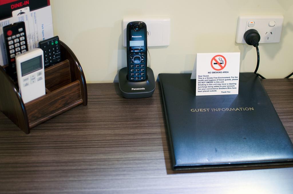 Park Squire Motor Inn & Serviced Apartments Melbourne Exteriör bild