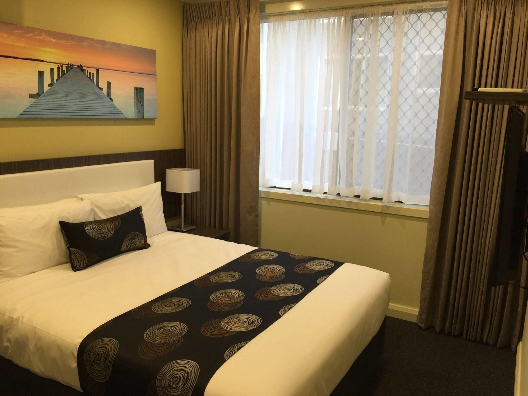 Park Squire Motor Inn & Serviced Apartments Melbourne Exteriör bild